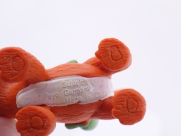 Azrael avec chapeau de fête - photo