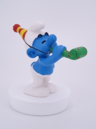 Schtroumpf avec chapeau de fête - photo