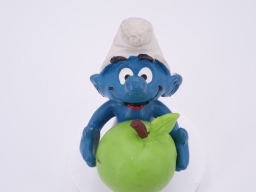 Schtroumpf avec pomme - photo