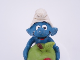 Schtroumpf avec pomme - photo