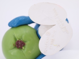 Schtroumpf avec pomme - photo