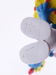 Schtroumpf avec cadeau et fleurs - photo