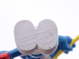 Schtroumpf avec brosse à dents et dentifrice - photo