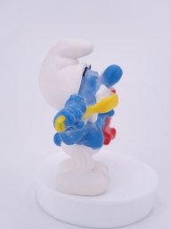 Schtroumpf avec brosse à dents et dentifrice - photo