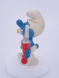 Schtroumpf avec brosse à dents et dentifrice - photo