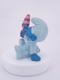 Bébé Schtroumpf avec glace - photo