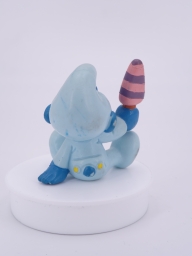 Bébé Schtroumpf avec glace - photo