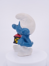 Schtroumpf avec lanterne - photo