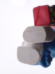 Schtroumpf avec lanterne - photo