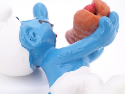 Schtroumpf avec hotdog - photo