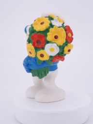Schtroumpf avec bouquet de fleurs - photo