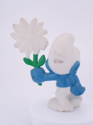 Schtroumpf courtisant avec fleur (rendez-vous) - photo