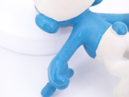 Schtroumpf montrant du doigt - photo