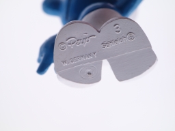 Schtroumpf amoureux avec fleurs - photo