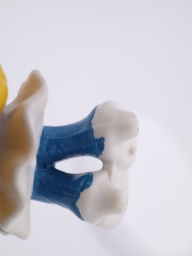 Schtroumpfette qui se maquille - photo