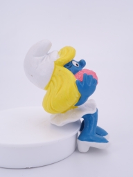 Schtroumpfette qui se maquille - photo