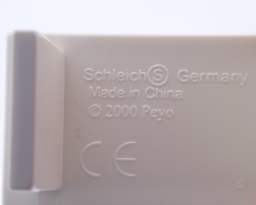 Schtroumpf avec ordinateur portable - Bureau - photo