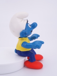 Schtroumpf avec ordinateur portable - photo