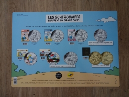 Sous-main de présentation des pièces - photo