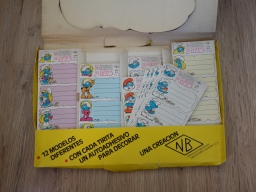 Présentoir à autocollants pour cahier - photo