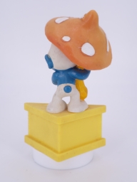 Schtroumpf avec parapluie champignon - photo