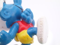 Schtroumpf saut à la perche - photo