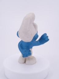 Schtroumpf avec fleur - photo