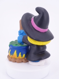 Schtroumpfette sorcière avec chaudron - photo