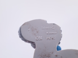 Schtroumpf avec serpillère et seau - photo