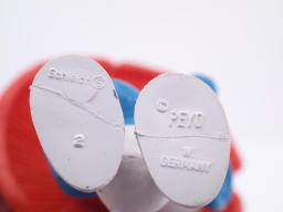 Schtroumpf avec parapluie champignon - photo