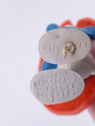 Schtroumpf avec parapluie champignon - photo