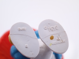 Schtroumpf avec parapluie champignon - photo