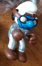 Schtroumpf avec voiture - photo