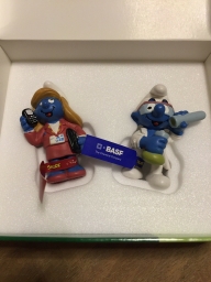 Schtroumpfette gérante & Schtroumpf chimiste - photo