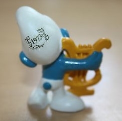 Schtroumpf avec harpe - photo