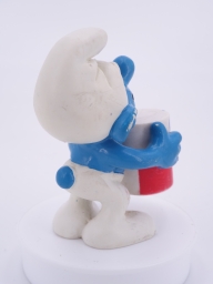 Schtroumpf avec pot de lait concentré - photo