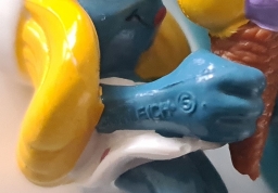 Schtroumpfette avec glace - photo