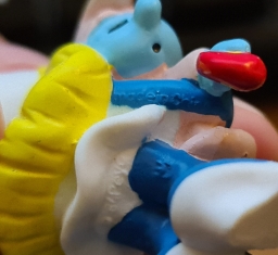 Schtroumpfette avec bébé - photo