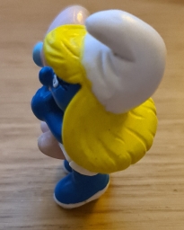 Schtroumpfette avec bébé - photo