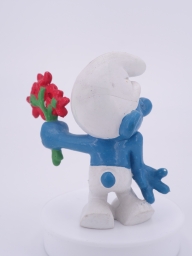 Schtroumpf amoureux avec fleurs - photo