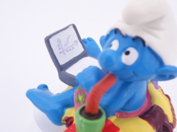 Schtroumpf accro au travail - photo