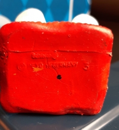 Schtroumpf assis sur un coussin - photo