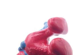 Grand Schtroumpf avec pipe et chaise - photo