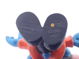 Photographer smurf - photo