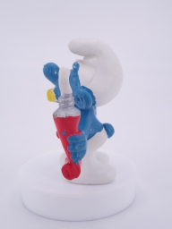 Schtroumpf avec brosse à dents et dentifrice - photo