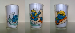 Verre Schtroumpf & Schtroumpfette à la plage