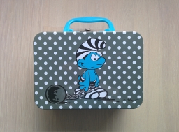 Valise en métal Schtroumpf prisonnier