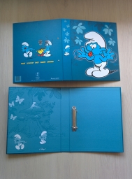 Classeur Schtroumpf qui fait une grimace