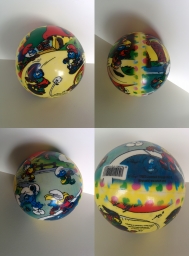 Petit ballon Schtroumpfs qui font du skateboard et des rollers