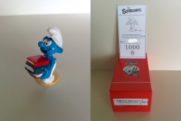 6431 - Schtroumpf pile de livres